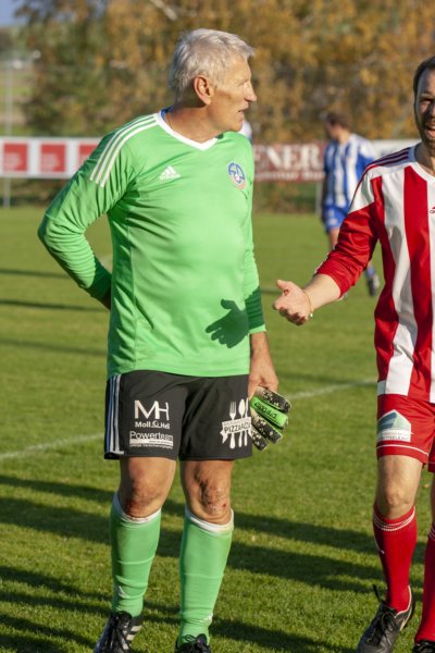 ix2k8293.jpg